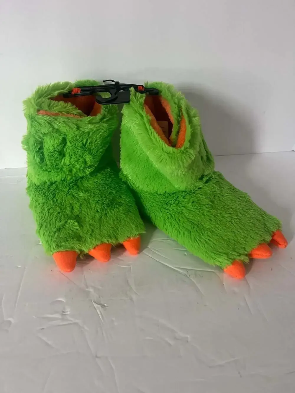 Wonder Nation Kids Green Claw Foot Monster Slippers Size 9-10